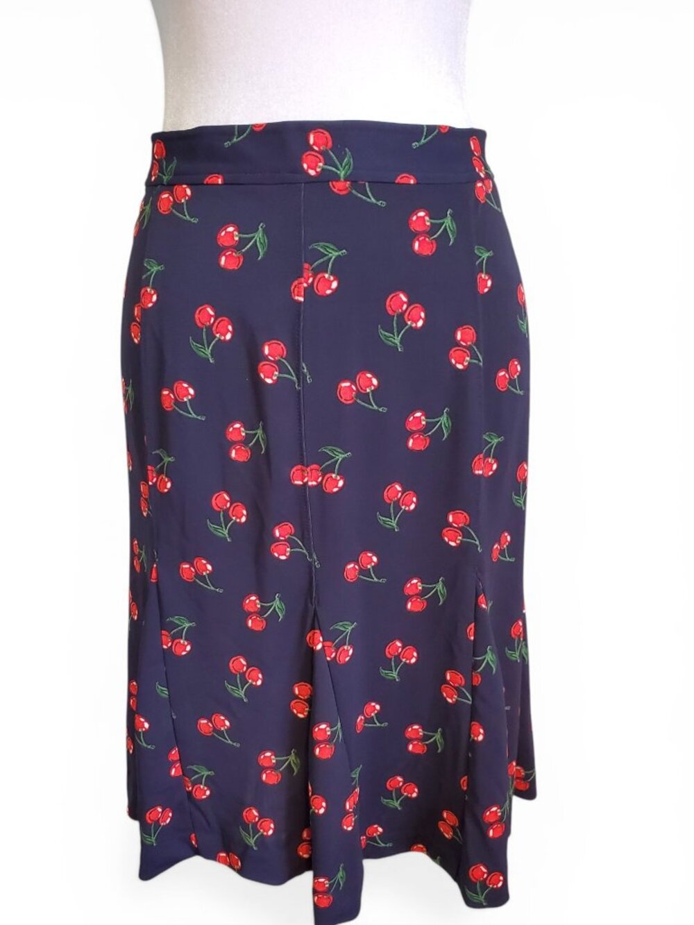 Talbots Y2K Navy Blue Red Cherry Patterned Midi SKirt Size 10 Petite